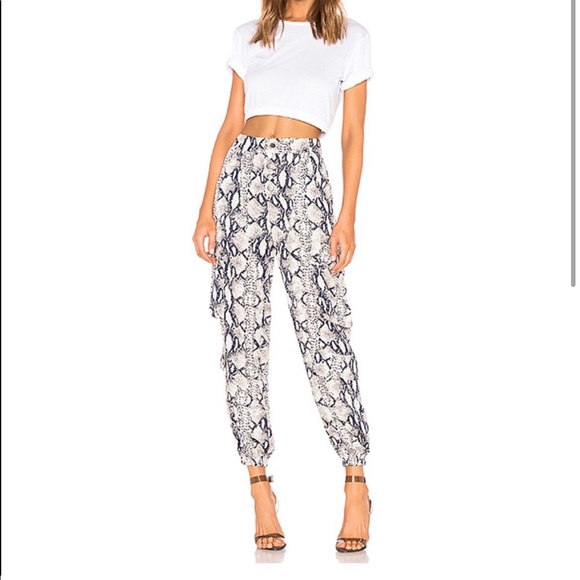 Lioness Pants - NWT! Snake print 5 button pants